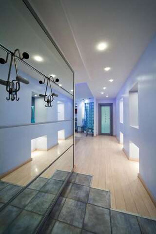 Апартаменты VIP  Апартаменты 24/7 Минск Апартаменты с 3 спальнями и балконом-2